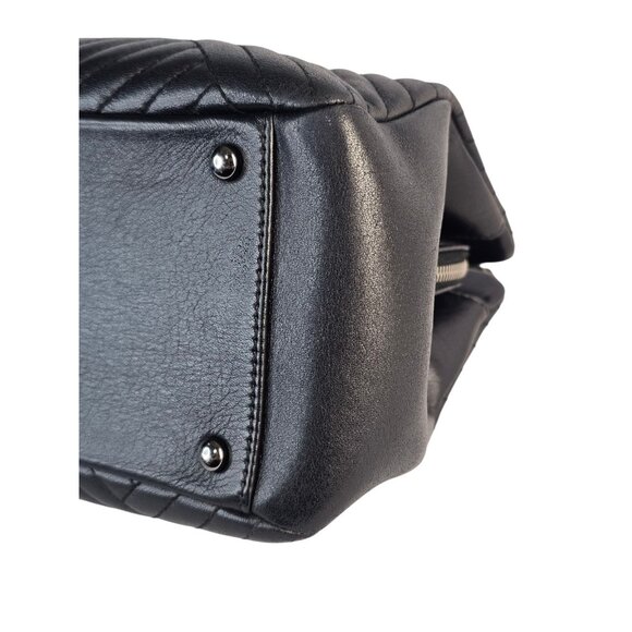 CHANEL CC Crossing Shopping Tote Shoulder Bag Chain Black Chevron 2016 Silver - Picture 10 of 16